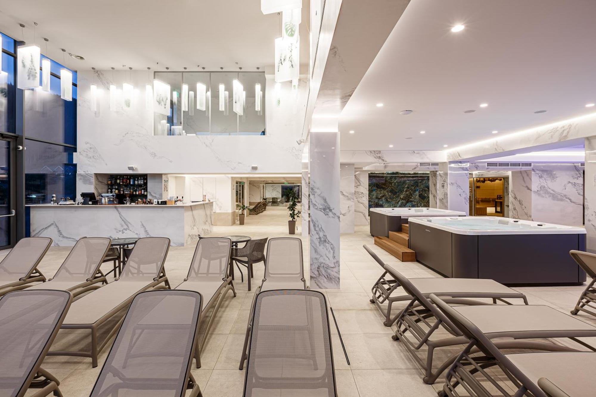 Tavel Hotel & Spa Bukovel Eksteriør billede
