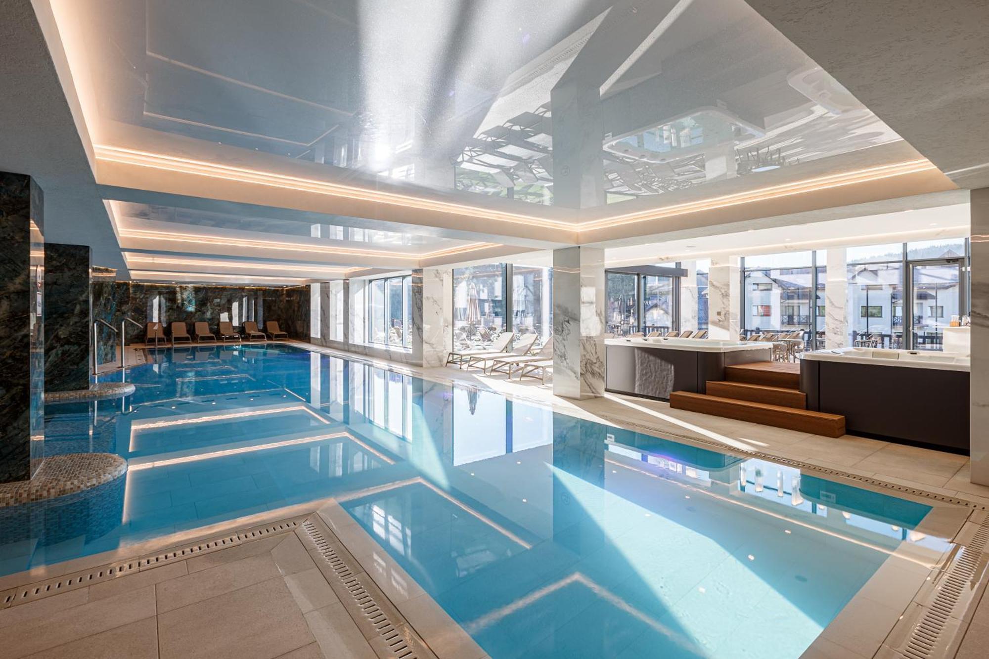 Tavel Hotel & Spa Bukovel Eksteriør billede